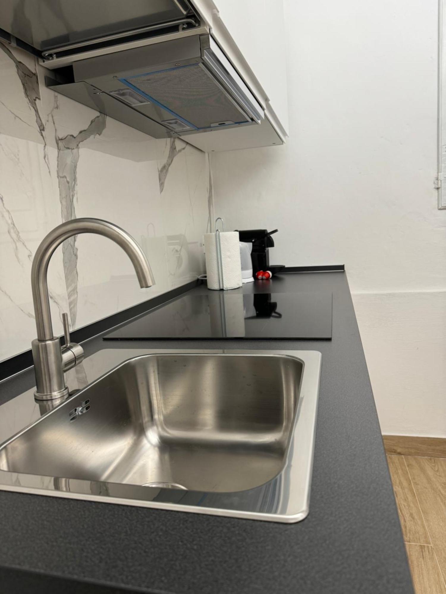 La Casina A Porta Castiglione Apartment Болоня Екстериор снимка